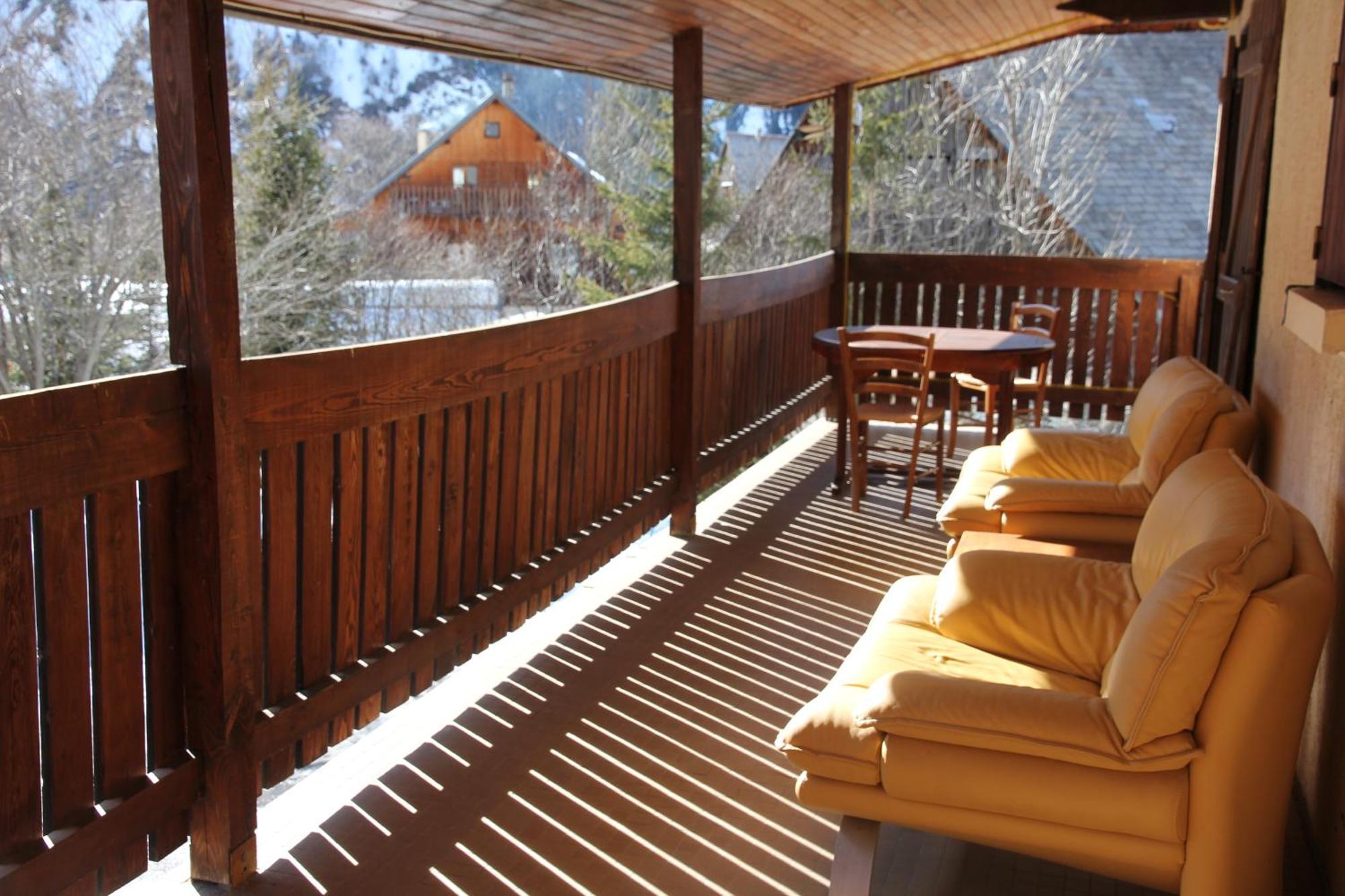 Guest House Chalet Saint Roch Albiez Montrond Bagian luar foto